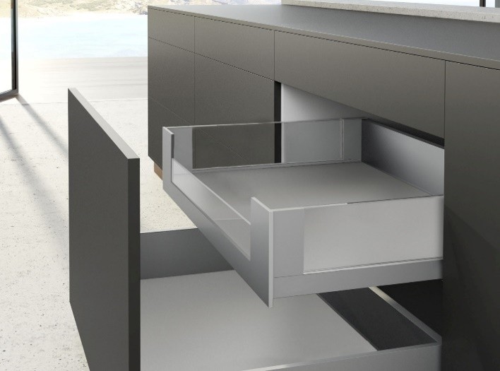 Боковина Хеттих короба AvanTech YOU Inlay, H187, NL600, цвет серебристый, правая